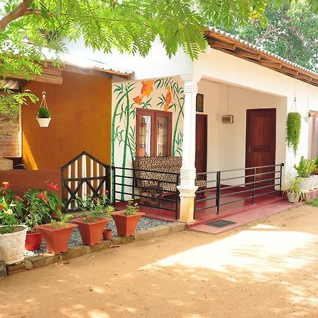Pawansa Home Stay Habarana Bagian luar foto